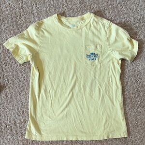 VGUC Vineyard Vines Light Yellow Tee with Logo, size S kids